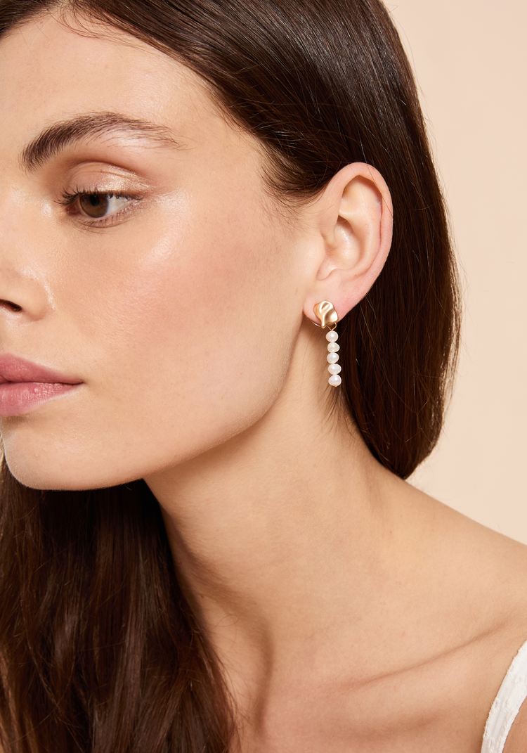 Asymmetrical Natural Pearl Earrings