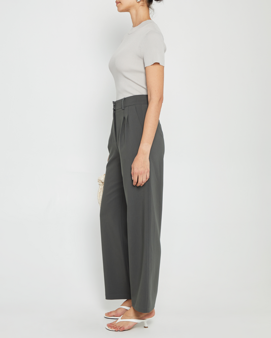 Gia Pant